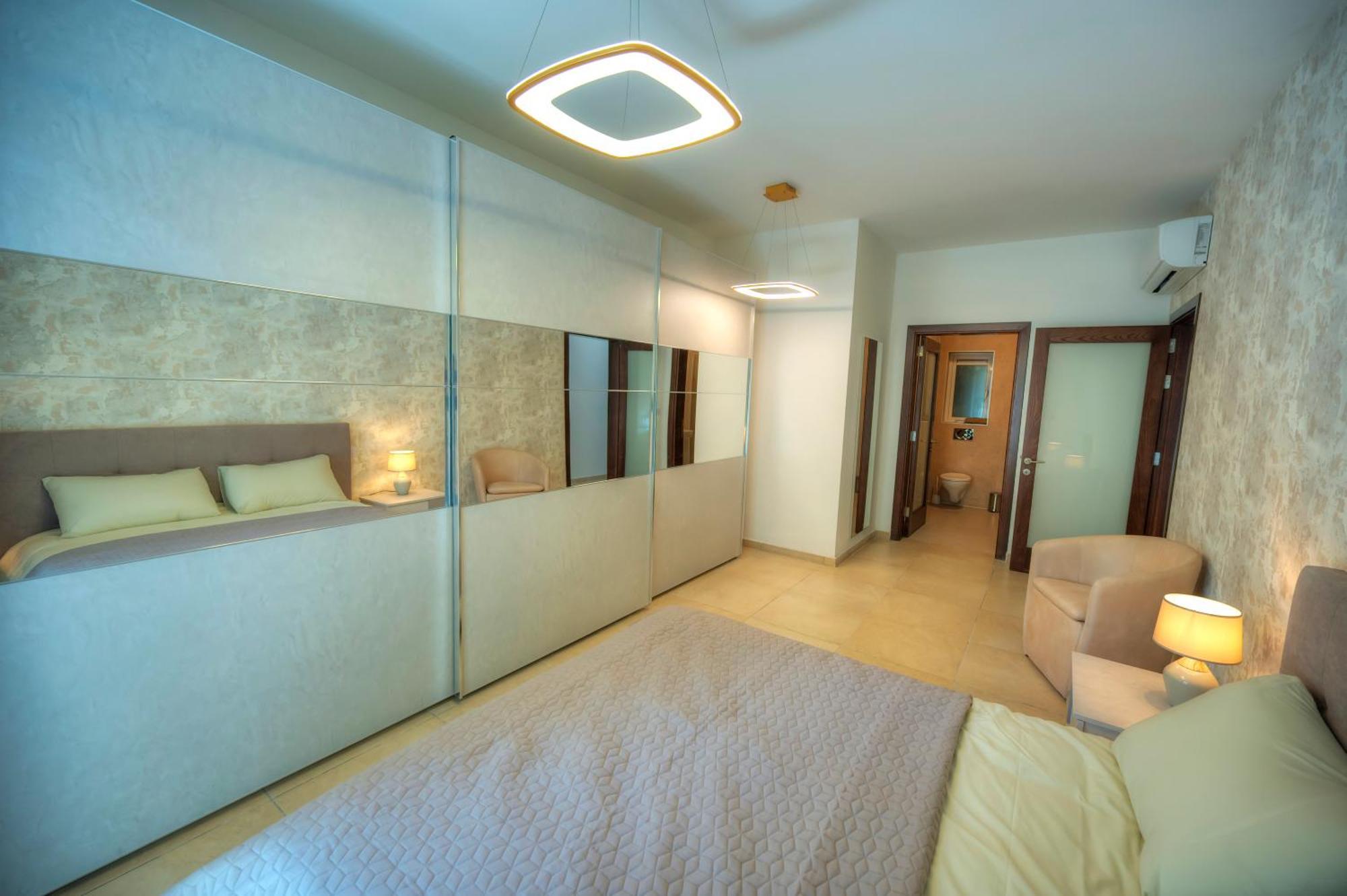 Fort Cambridge Apartments Sliema Exterior photo