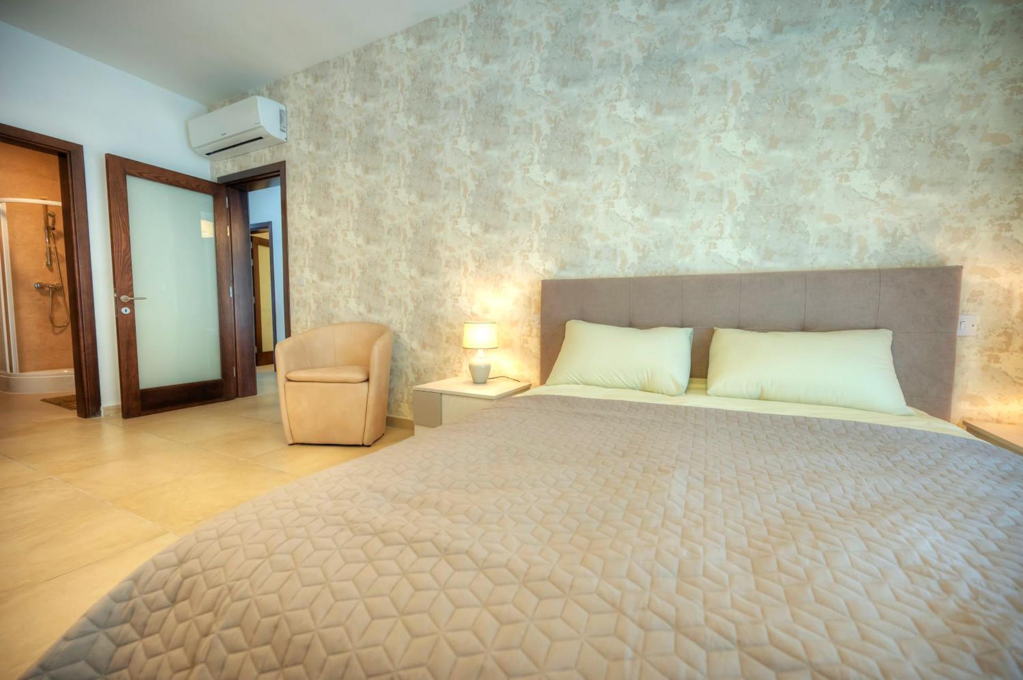 Fort Cambridge Apartments Sliema Exterior photo