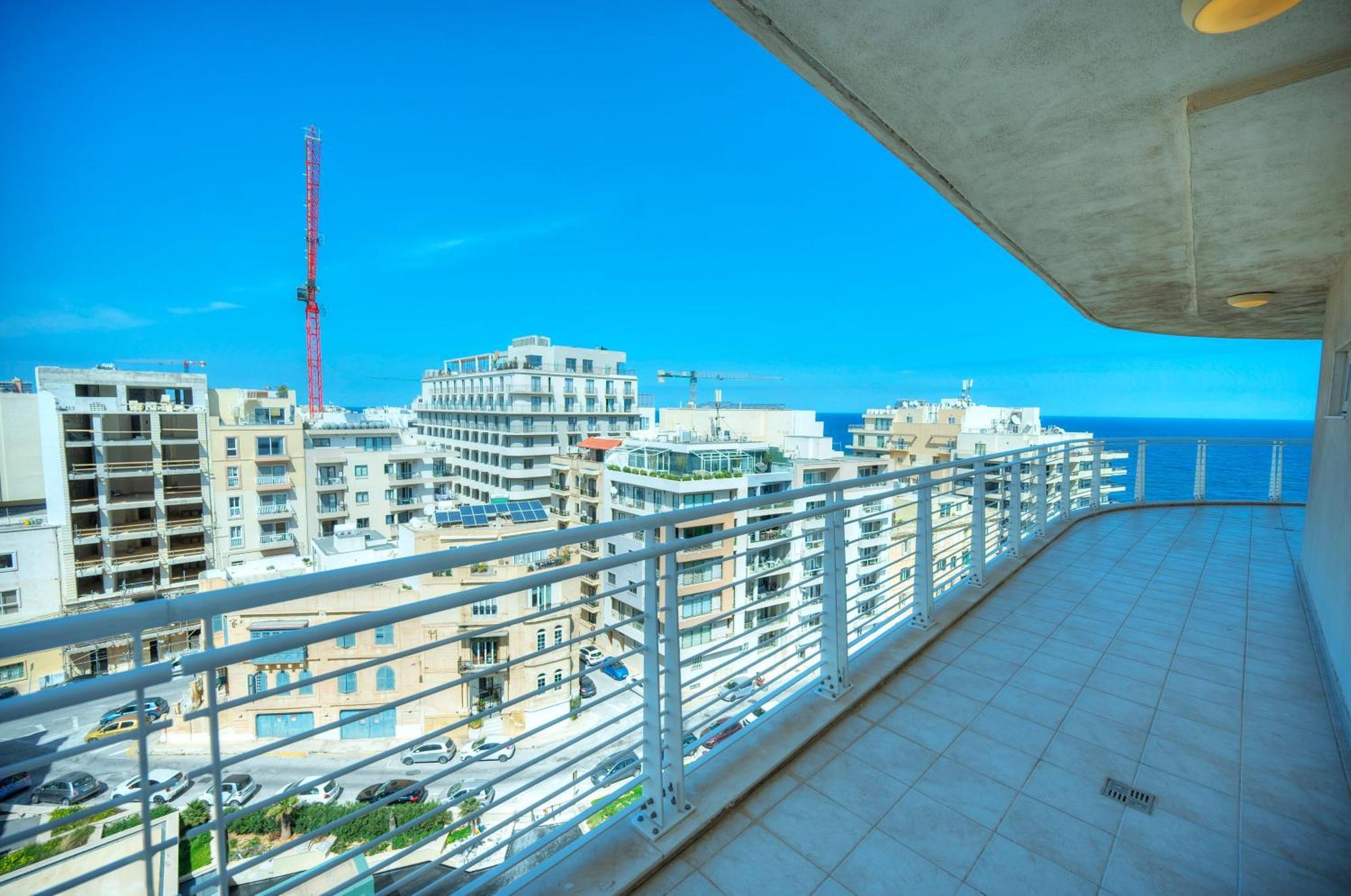 Fort Cambridge Apartments Sliema Exterior photo